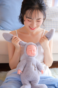 老爸找了女儿的闺蜜韩剧啥名